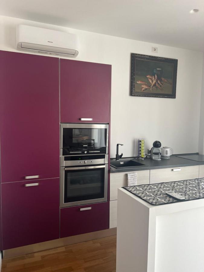 Luxuryflat 42 Apartment Бари Екстериор снимка